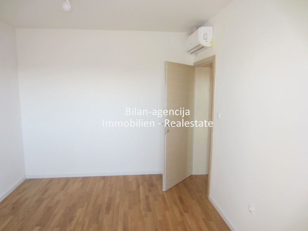 Image 4784118 - 8