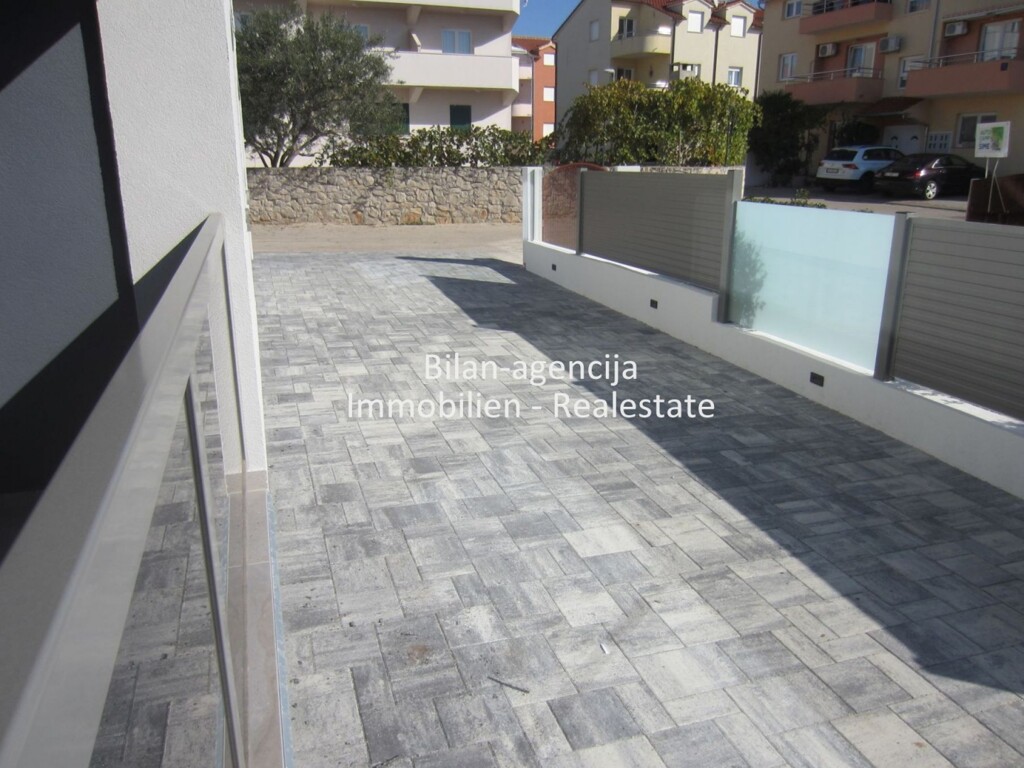 Image 4784119 - 13