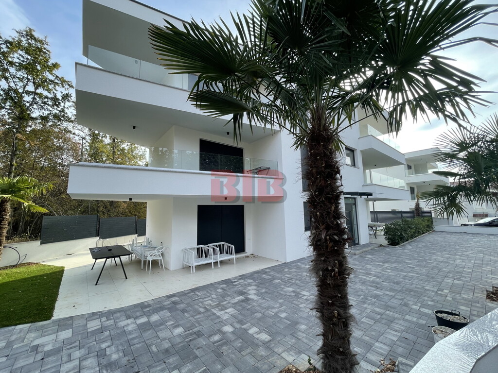 Image 4787010 - 5