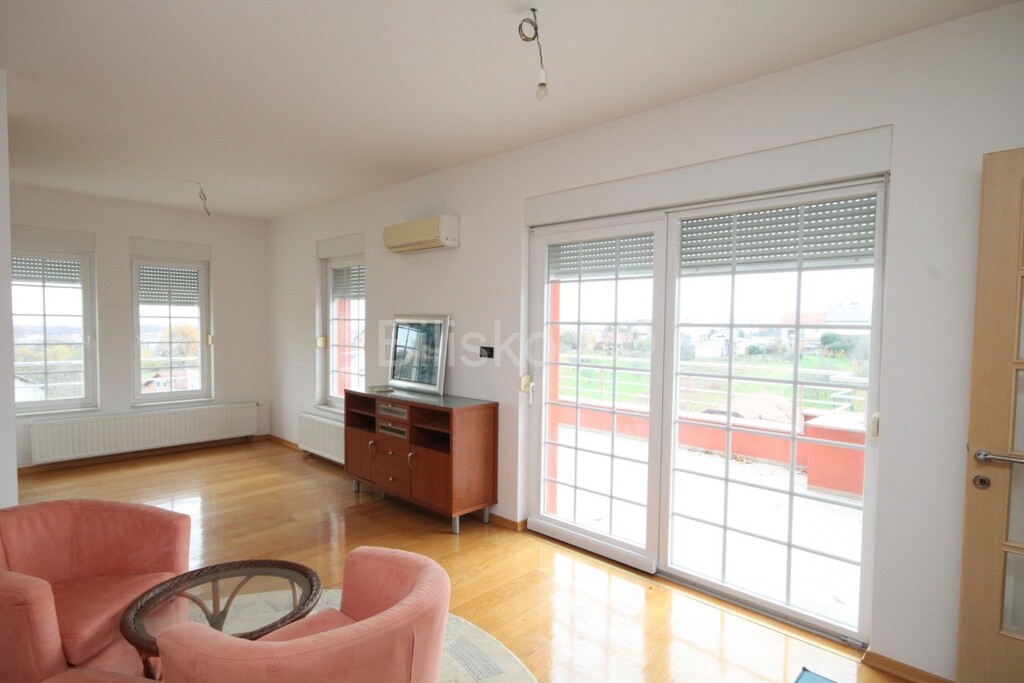 Image 4787528 - 6
