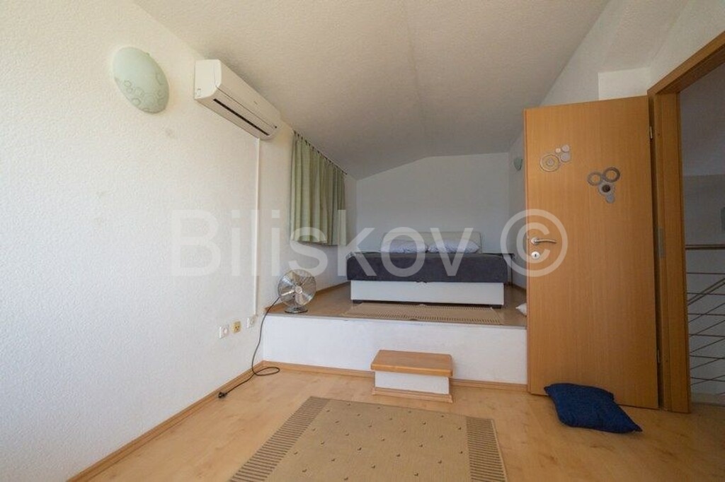 Image 4792614 - 10