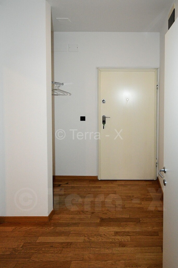 Image 4818832 - 18