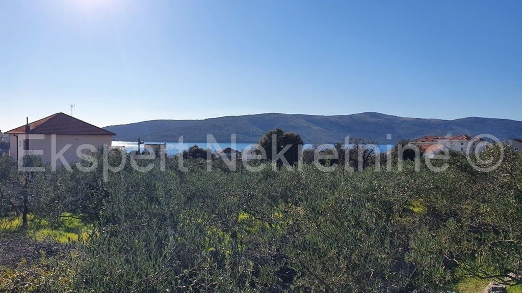 Image 4821922 - 3