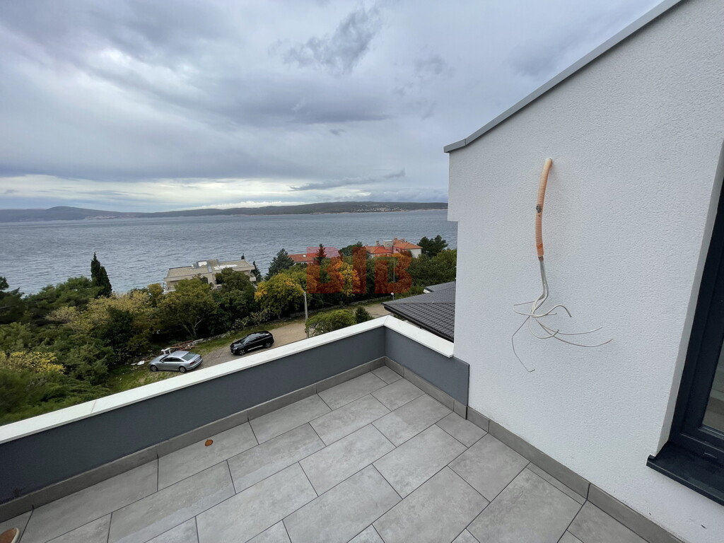 Image 4823595 - 10