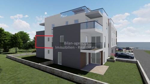 Thumbnail 4824035 - 7