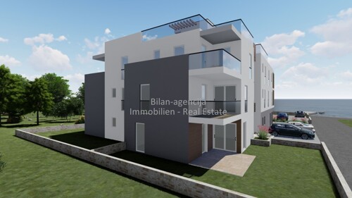 Thumbnail 4824051 - 12