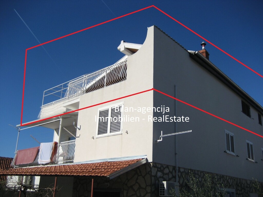 Image 4826908 - 4