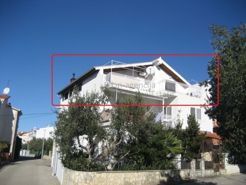 Stan, Vodice,centar,mirno, pogled na more
