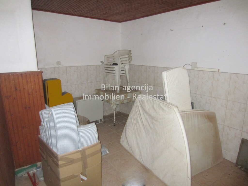 Image 4830257 - 19