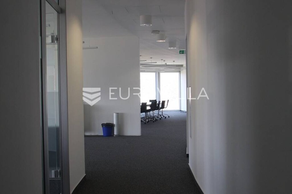 Image 4839257 - 9