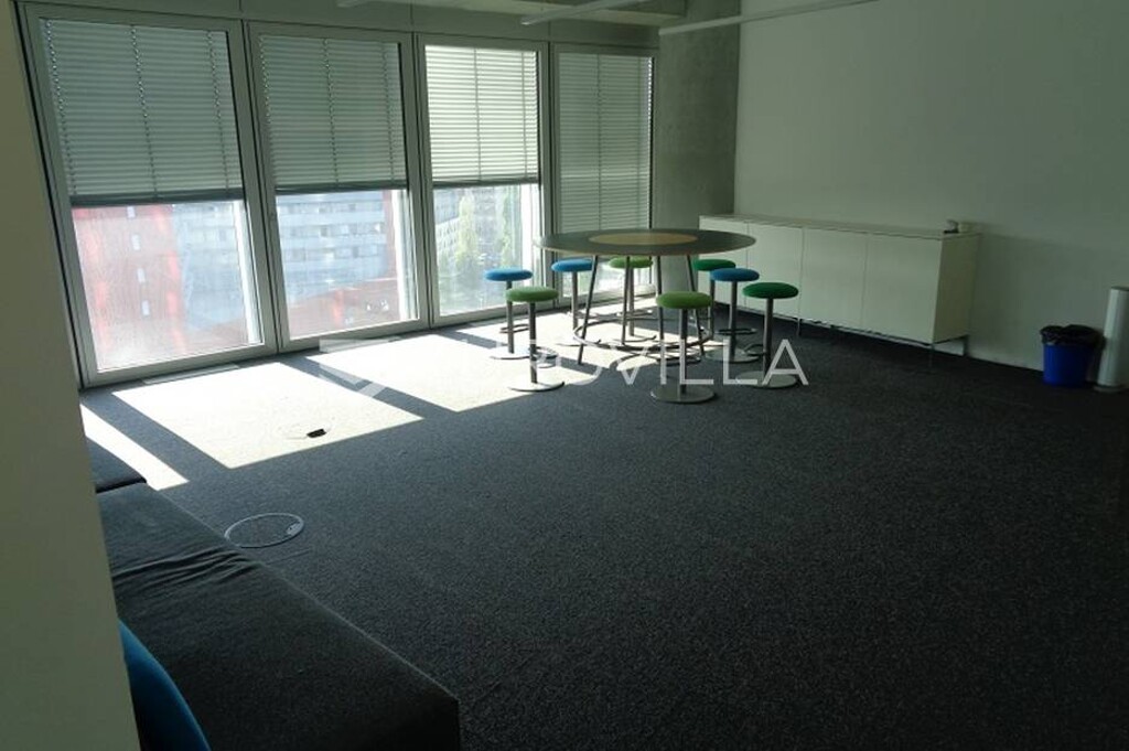 Image 4839257 - 3