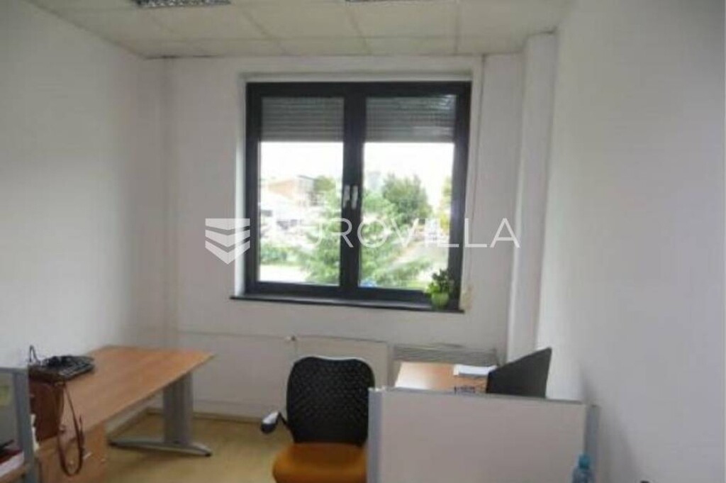 Image 4839726 - 3