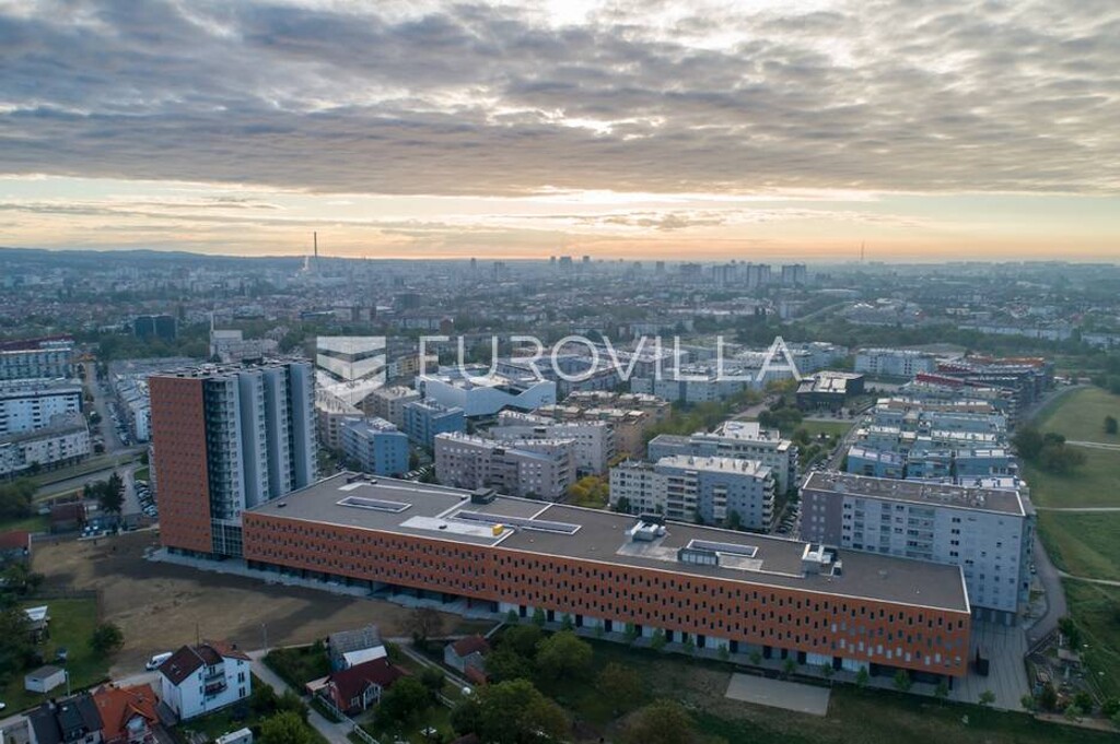 Image 4840361 - 9