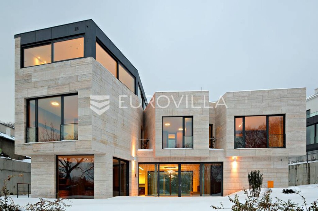 Image 4840742 - 2
