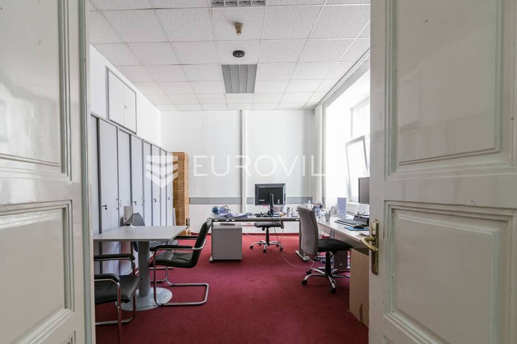 Image 4841029 - 3