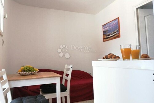 Thumbnail 4841950 - 24