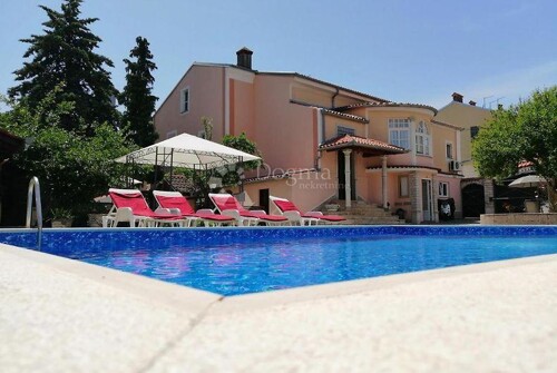 Thumbnail 4841950 - 2