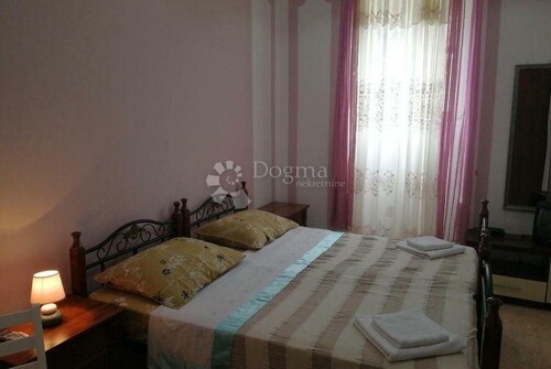 Thumbnail 4841950 - 9