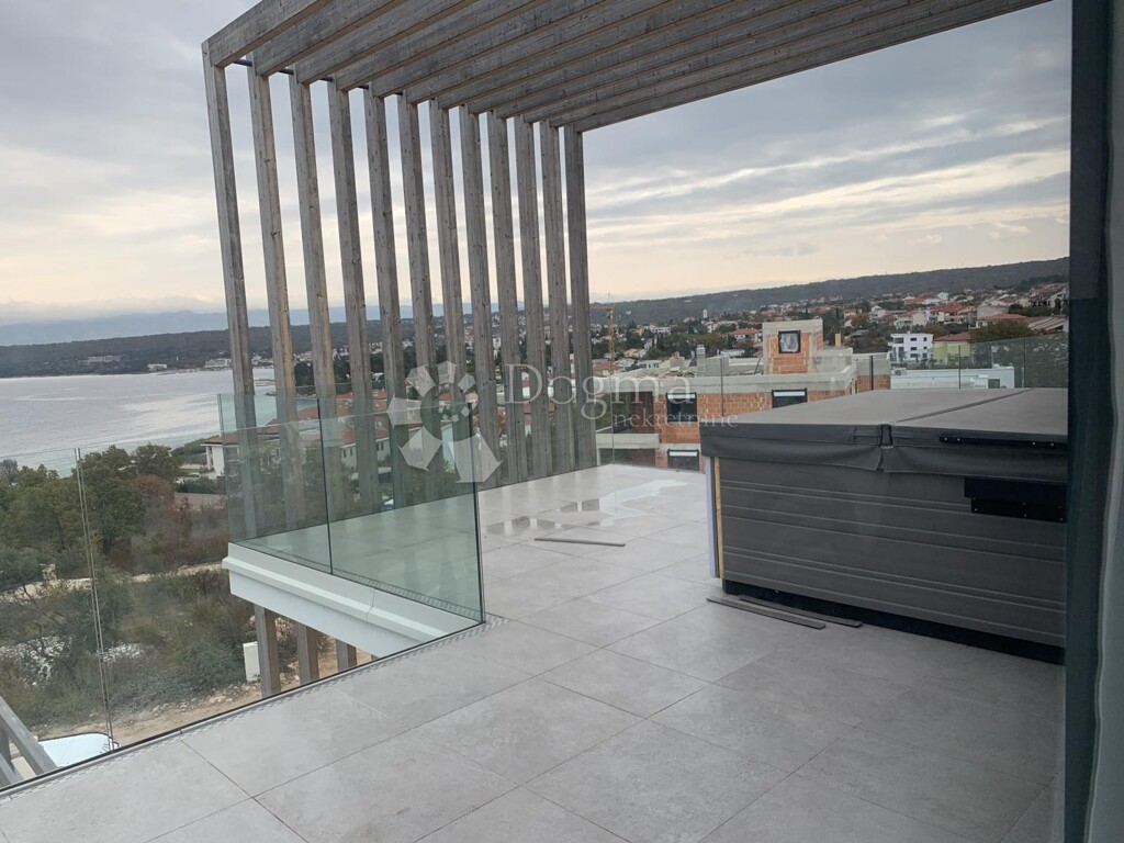 Image 4842122 - 1