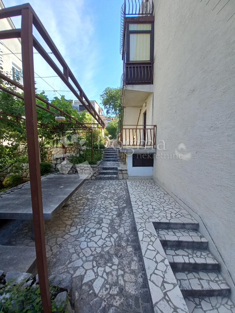 Image 4842745 - 15