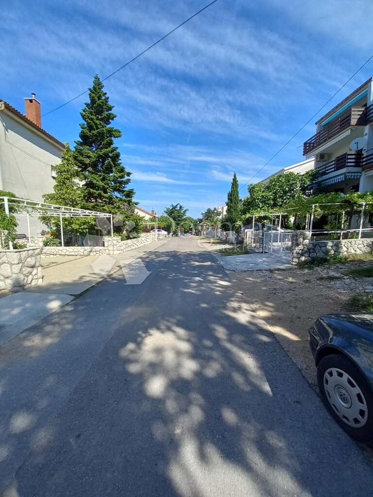 Image 4842745 - 17