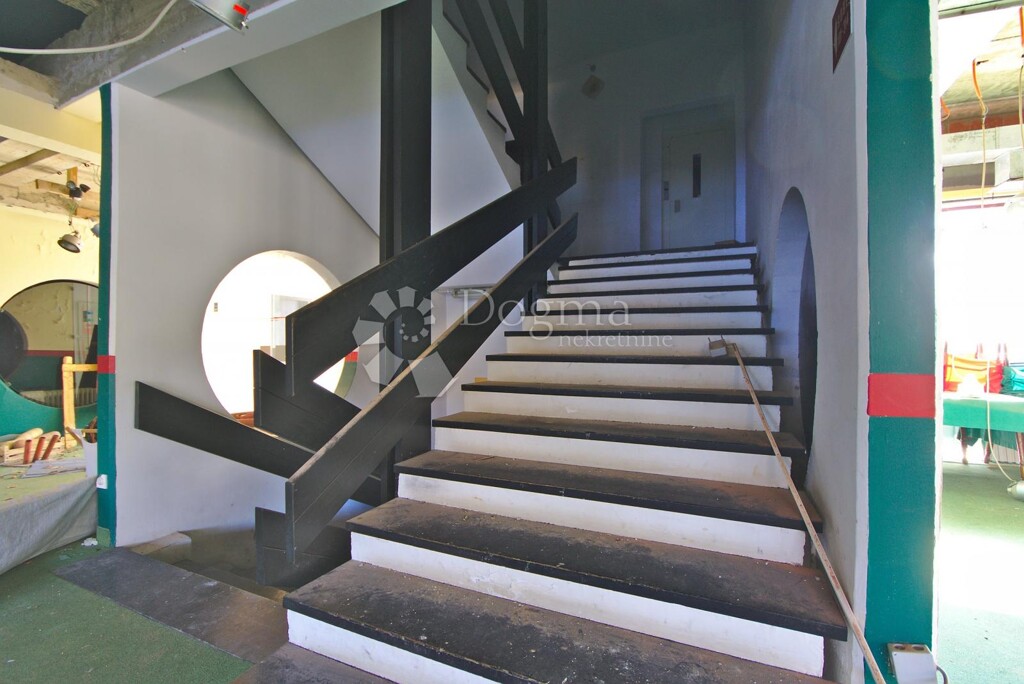 Image 4843204 - 15