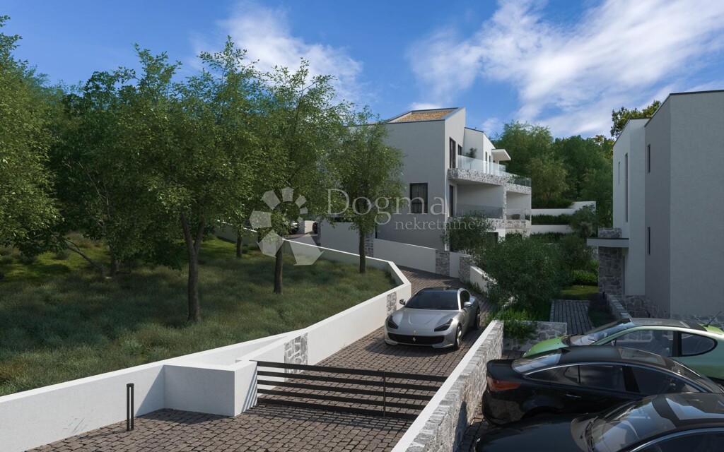 Image 4843218 - 3