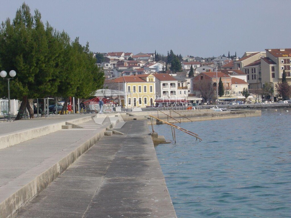 Image 4843387 - 1