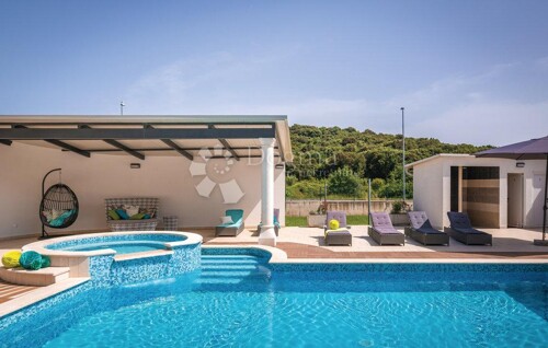 Thumbnail 4843433 - 22