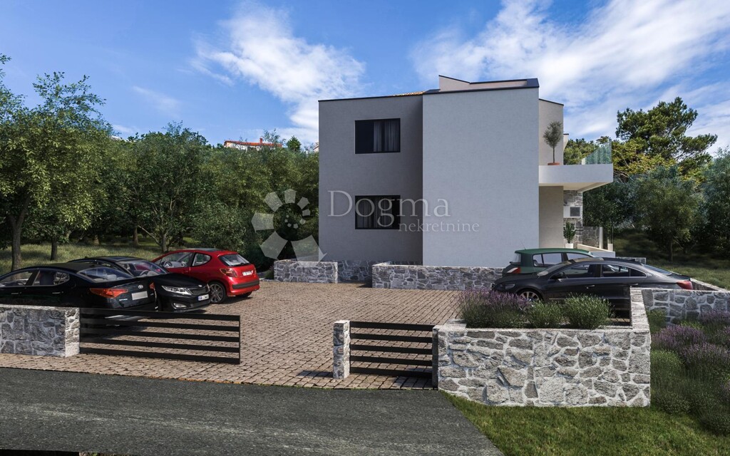 Image 4843918 - 6