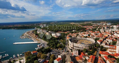 Poslovni prostor u centru Pule!