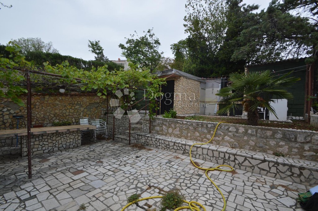 Image 4844116 - 2