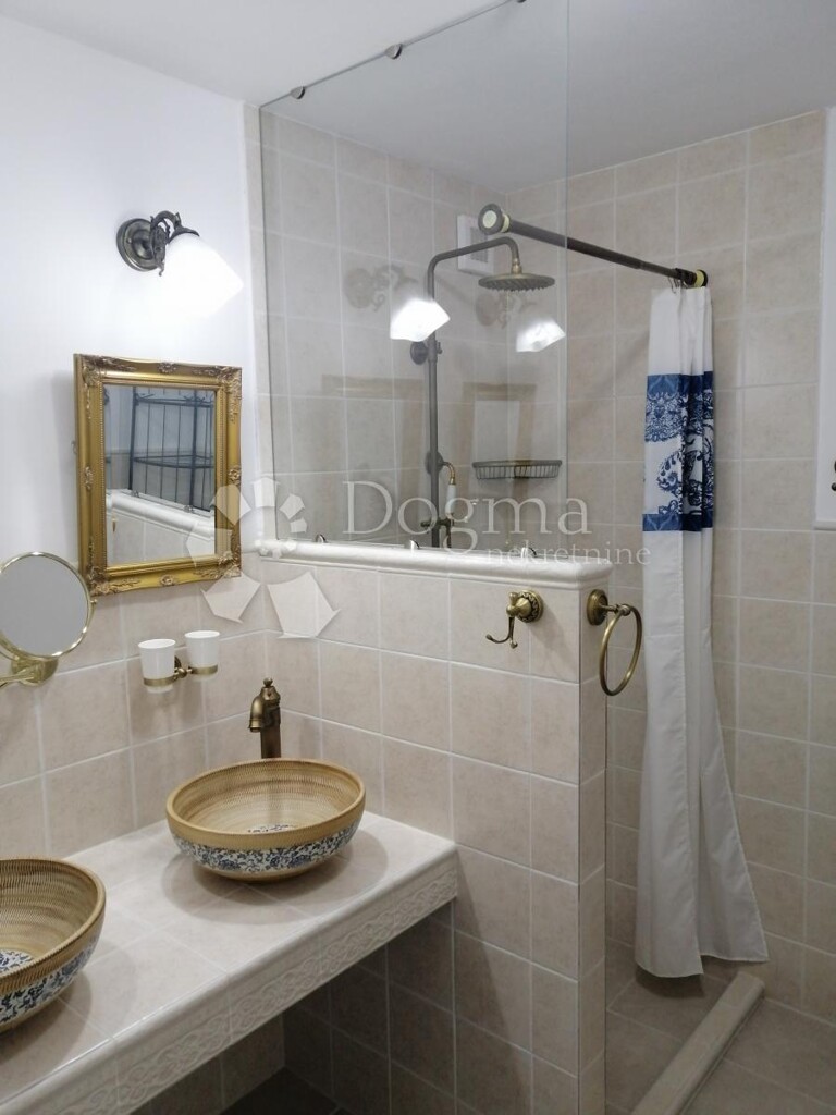 Image 4844267 - 2