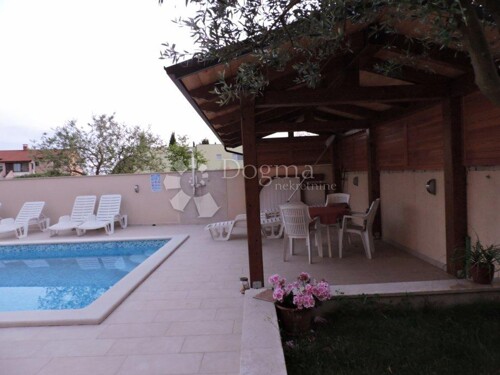 Thumbnail 4844397 - 4