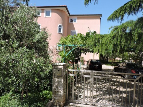 Thumbnail 4844397 - 2