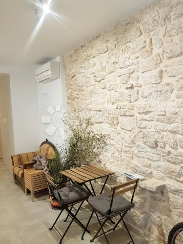 Thumbnail 4844860 - 6