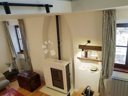 Thumbnail 4844860 - 11