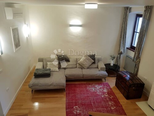 Thumbnail 4844860 - 8