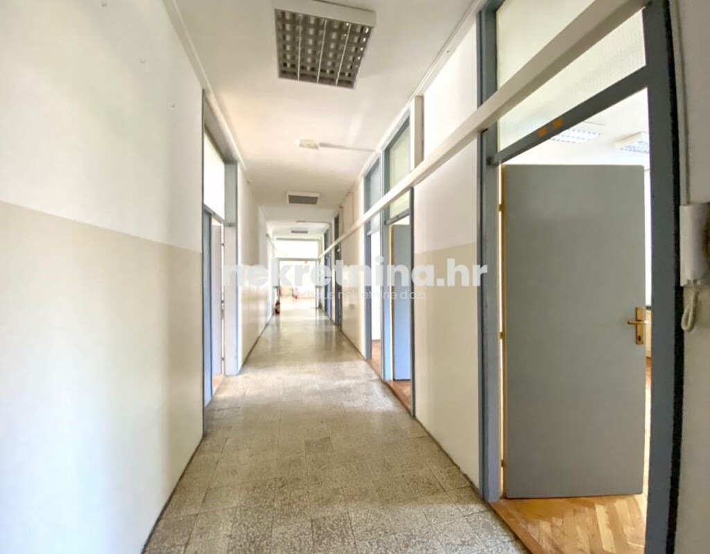 Image 4846487 - 8