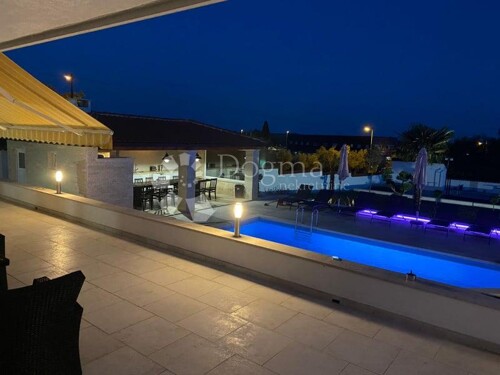 Thumbnail 4856105 - 9