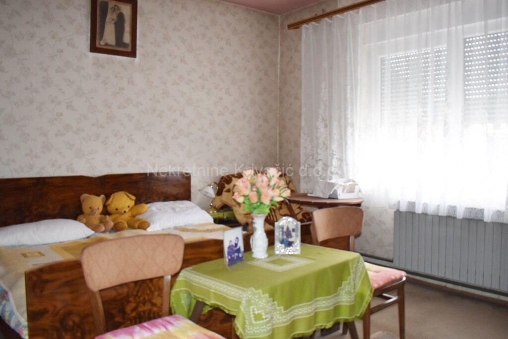 Image 4856906 - 7
