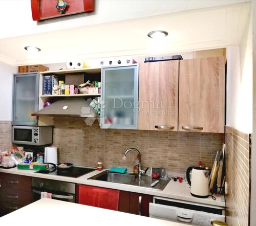 Thumbnail 4858311 - 14