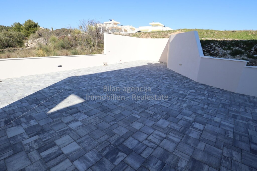 Image 4859355 - 9