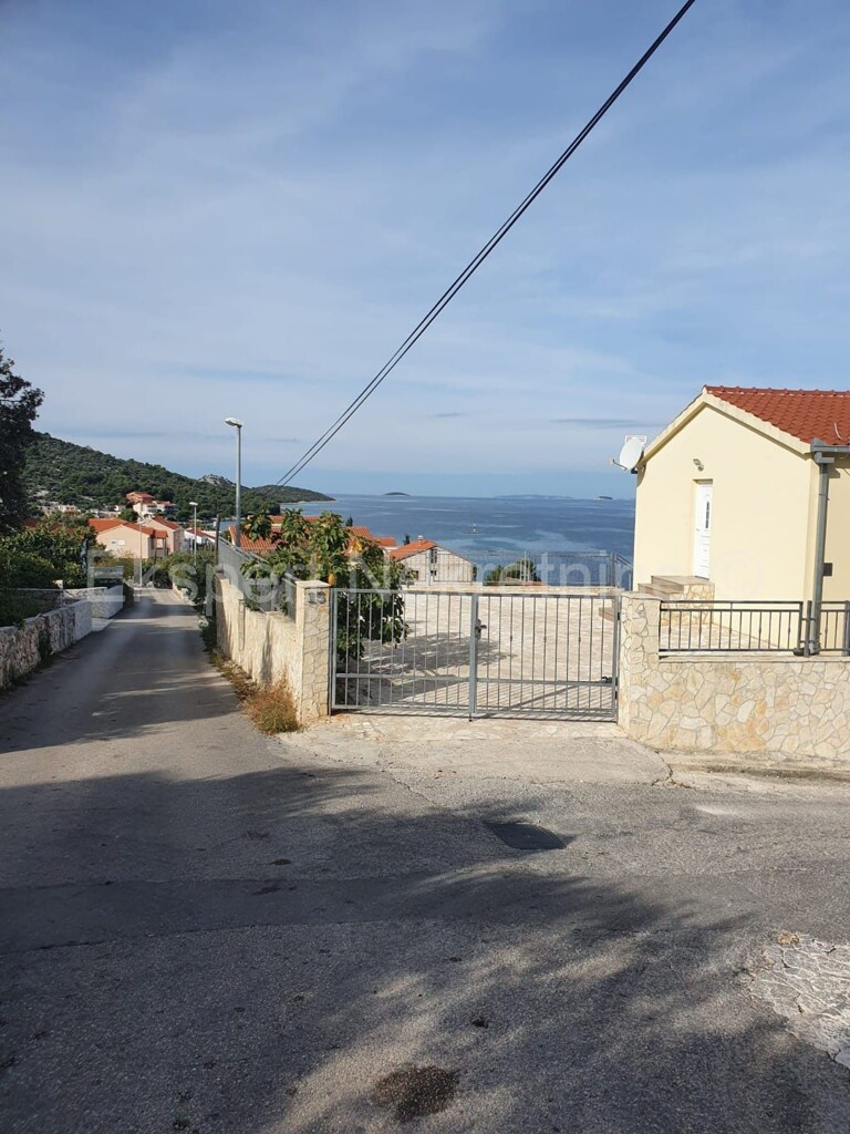 Image 4861932 - 1