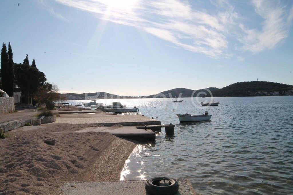 Image 4865149 - 19