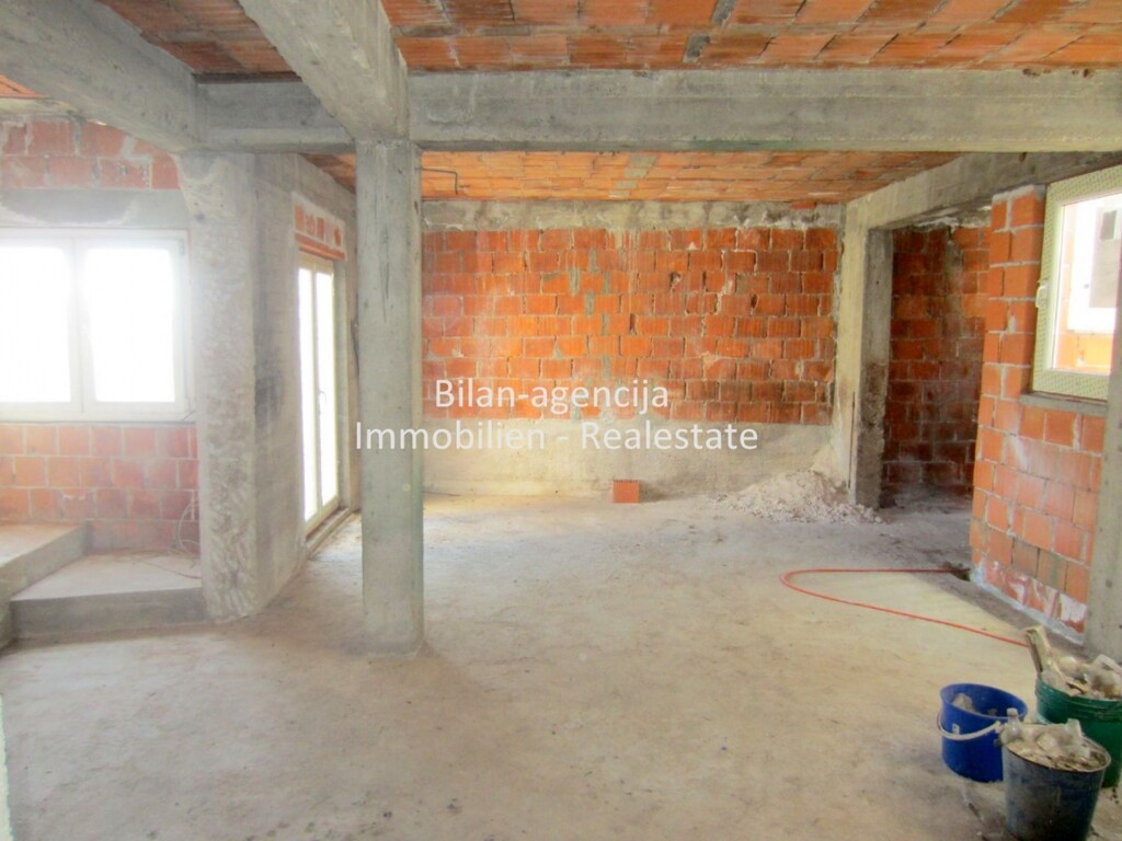 Image 4866021 - 9