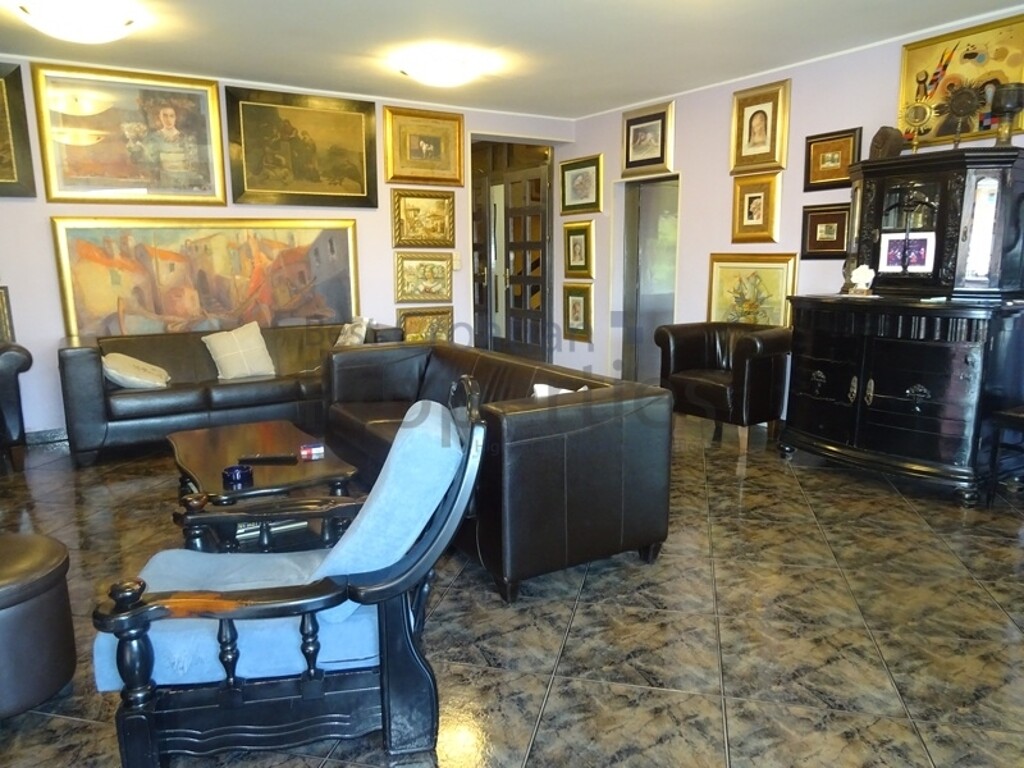 Image 4867086 - 3