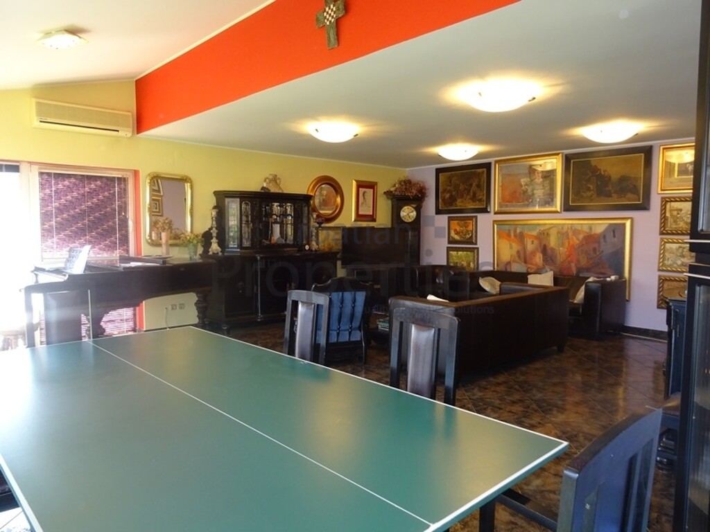 Image 4867086 - 7