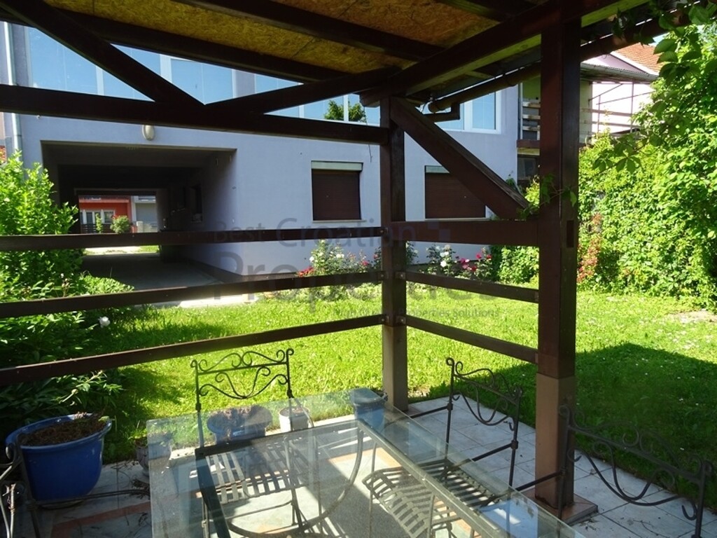 Image 4867086 - 4