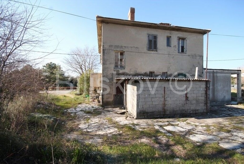 Image 4879565 - 6